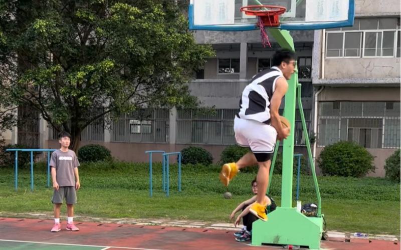 仅在于个人
