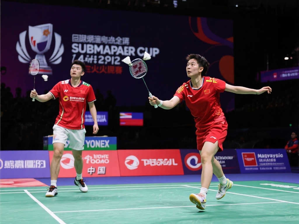 育界浓墨重 育界浓墨重